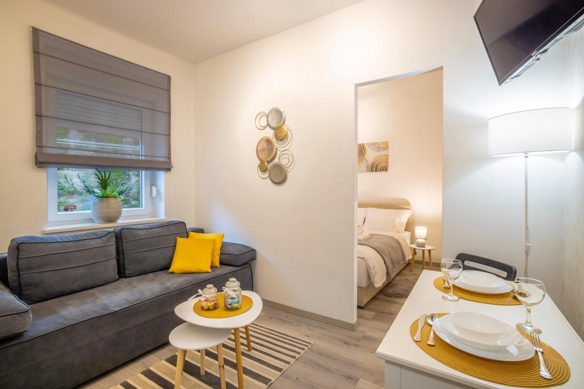 Studio Apartman Lena Риека Экстерьер фото