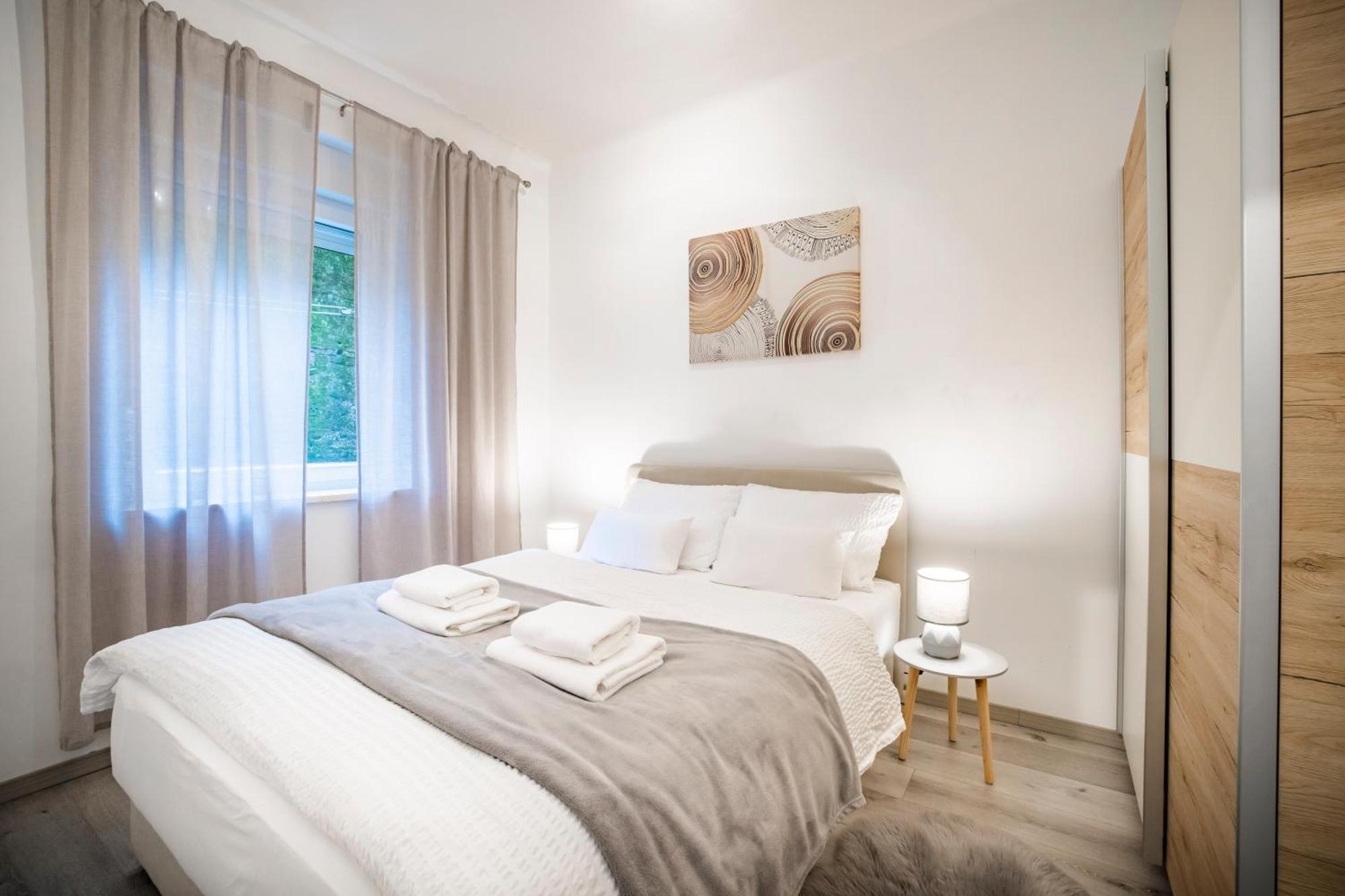 Studio Apartman Lena Риека Экстерьер фото